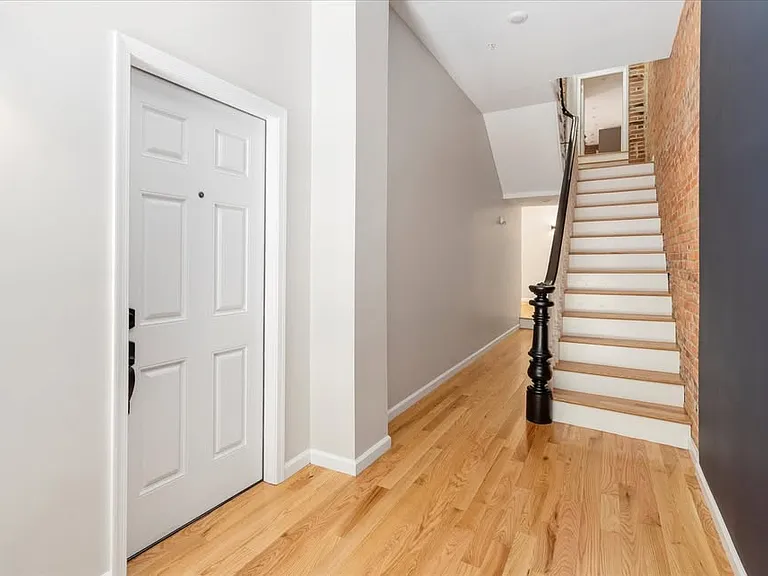334 Saint Paul Pl #2 — Photo 7