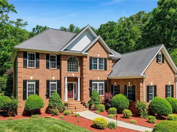 565 Irvin Farm Rd, Reidsville, NC 27320