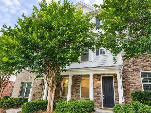 9320 Ainslie Downs St, Charlotte, NC 28273