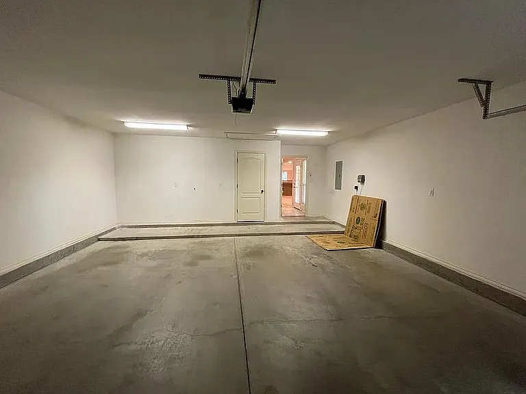 3201 Southridge Ct — Photo 26