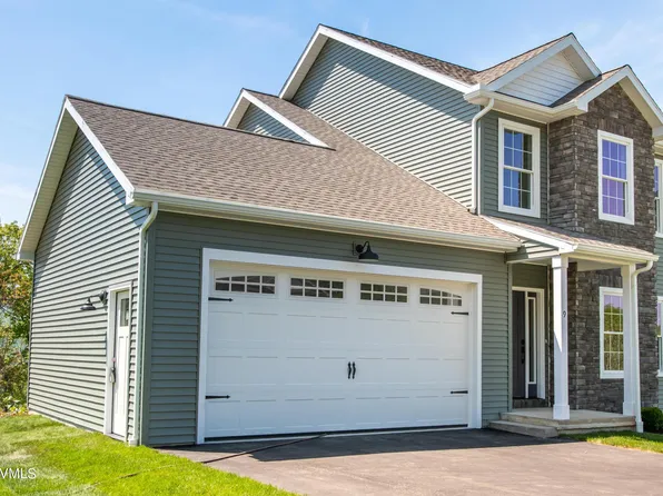 9 Wisteria Ln, Williamsport, PA 17701