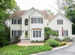 7 White Oak Dr, Vernon Twp., NJ 07461