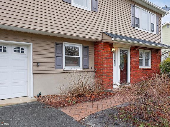 4th image of 973 Stafford Dr