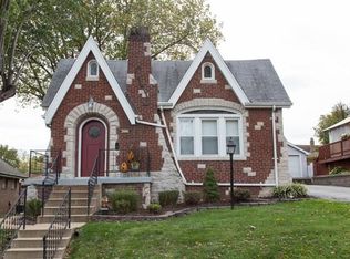 9406 Sterling Pl, Saint Louis, MO