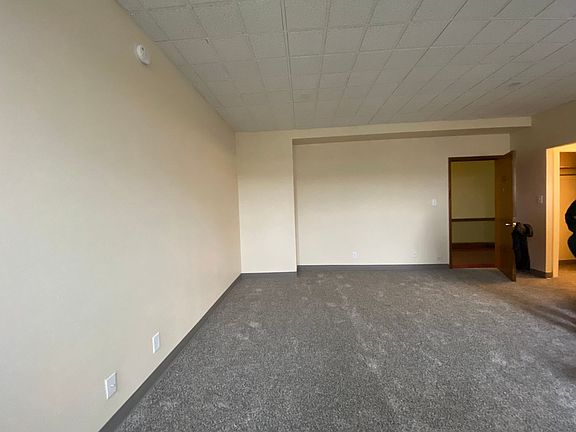 2nd image of 1233 N Marshall St #392