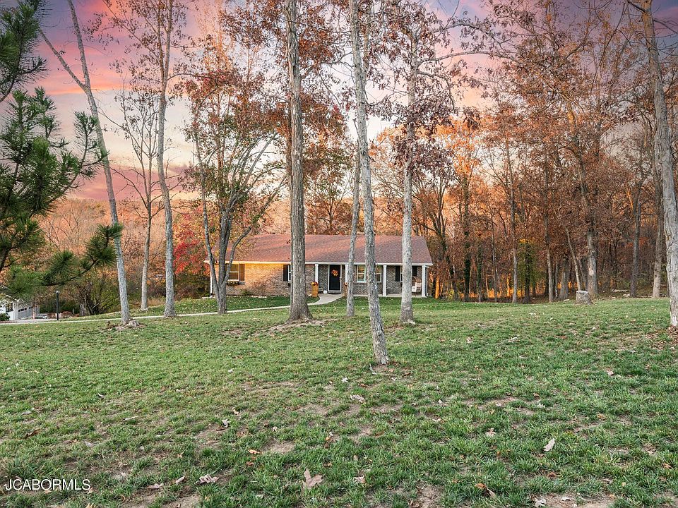 1st image of 2618 Shagbark Cir