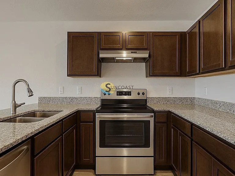 72 Juniper Loop #4 — Photo 1