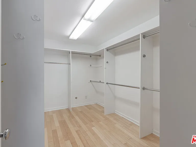 23454 Park Hermosa — Photo 20