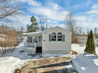 17 Trade Wind Ln, Rochester, NH 03867