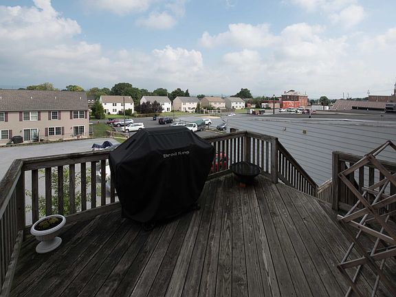Comfortable Deck