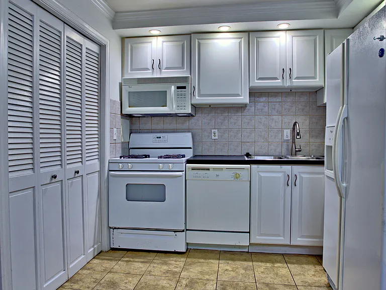 7475 Little River Tpke #101 — Photo 3