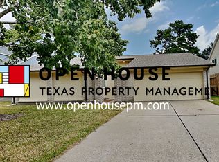 21718 Crescent Heights St, Spring, TX 77388