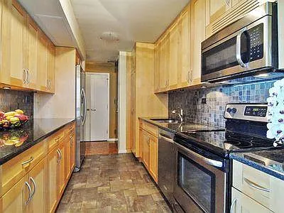 1310 N Ritchie Ct #7 — Photo 3