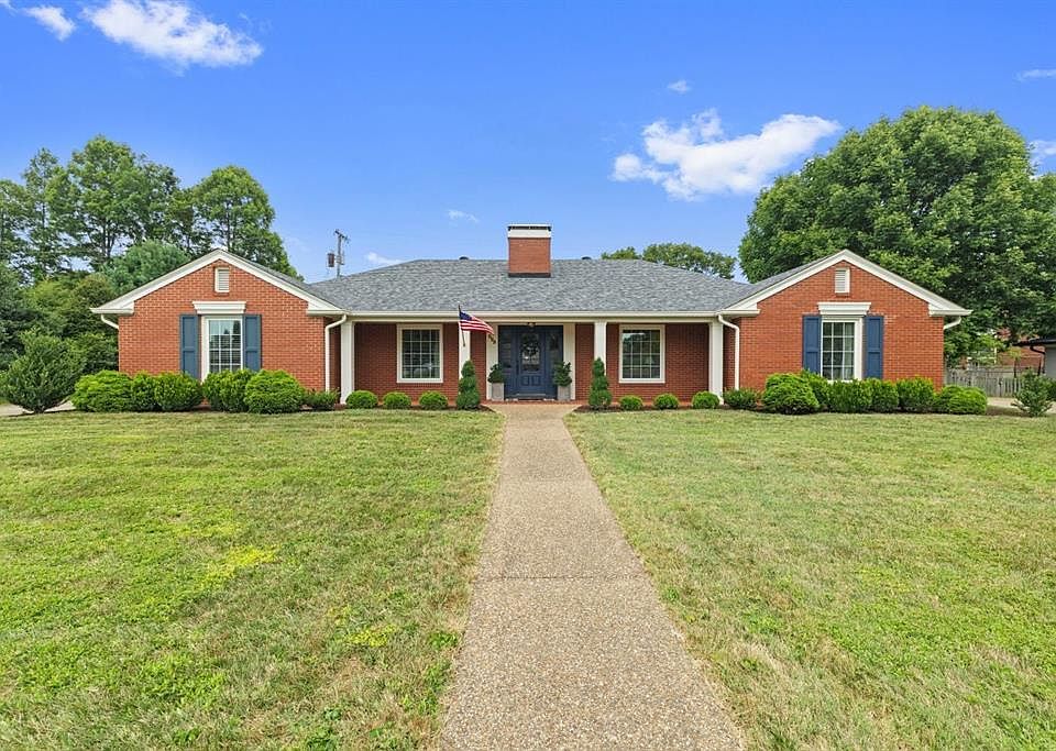 1st image of 325 Wildwood Dr