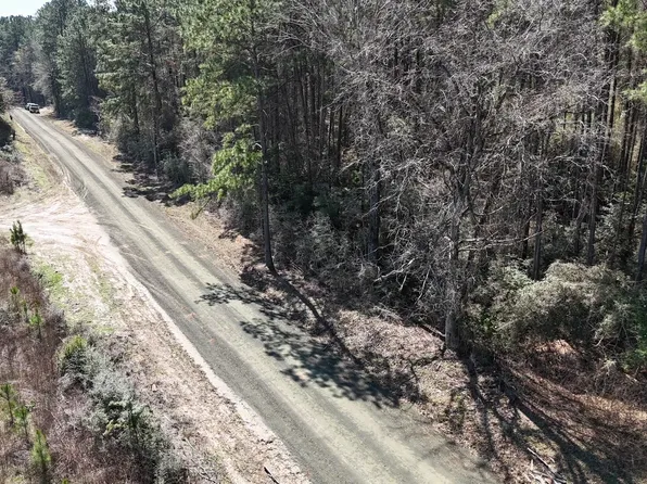 236 County Road 4583, Spurger, TX 77660