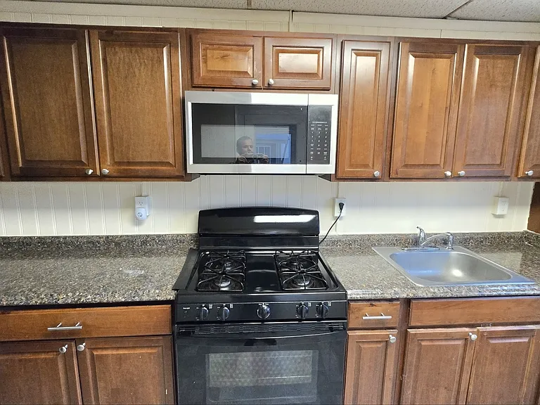 17 Reese Ct — Photo 9
