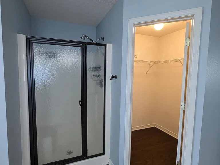 9903 Parker Lake Cir — Photo 11