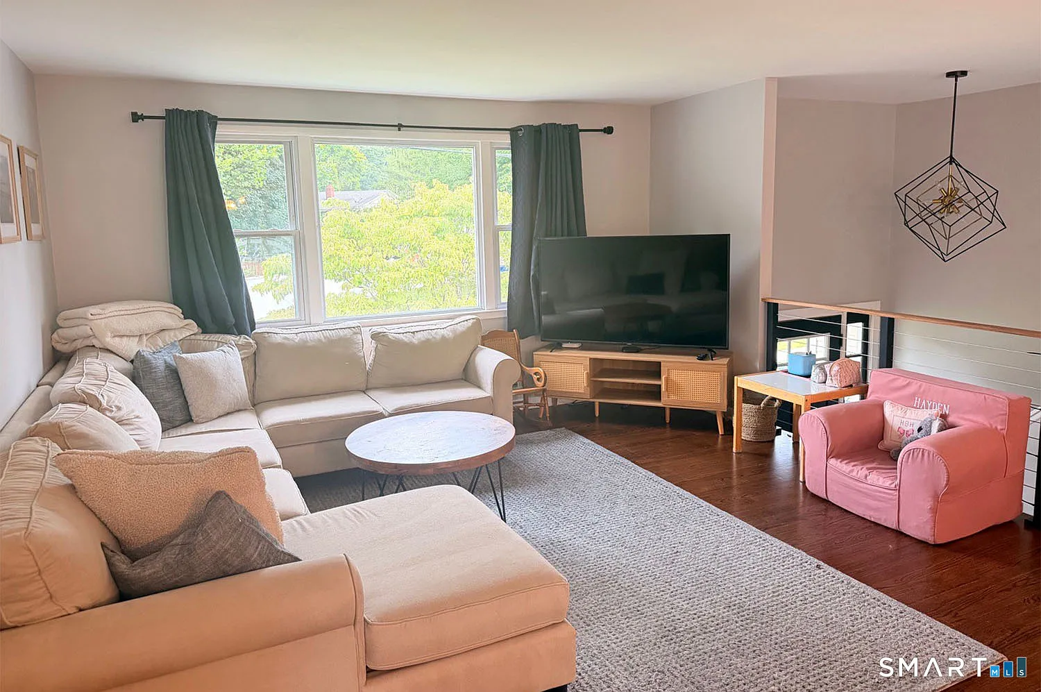 3 bed, 2.0 bath, 1784 sqft, $5,500 — Photo 2