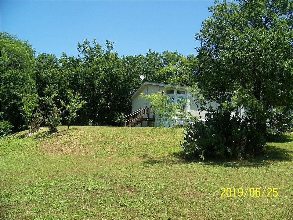 2nd image of 5304 Terrace Trl