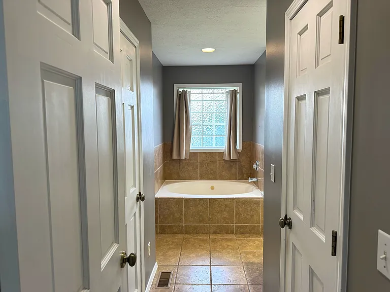 4542 S Shady Lane Ct — Photo 9