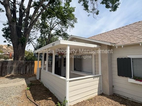 3rd image of 4185 Selma Ave