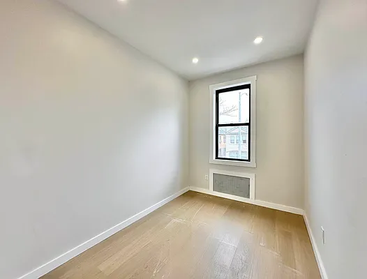 Rented by Keller Williams NYC | media 4