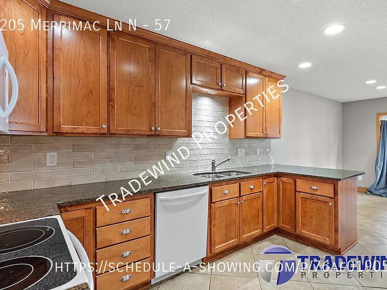 4205 Merrimac Ln N #57 — Photo 3