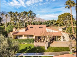 2671 N Whitewater Club Dr, Palm Springs, CA 92262