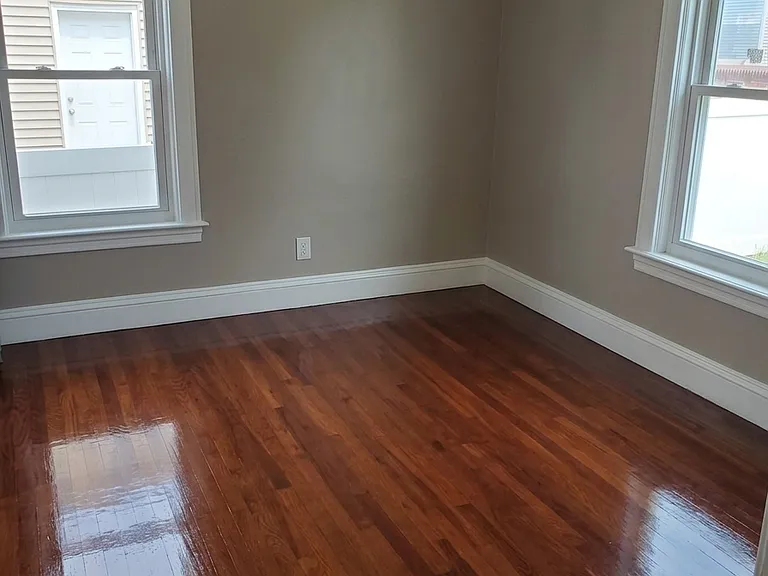 15 Pembroke Ave #1 — Photo 11