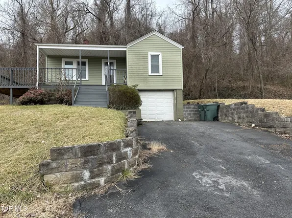 712 W I St, Elizabethton, TN 37643