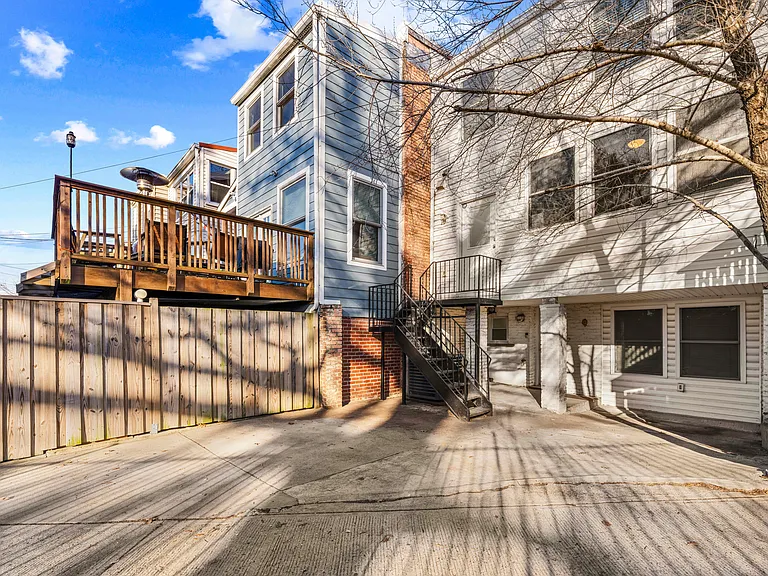 51 Girard St NE — Photo 35