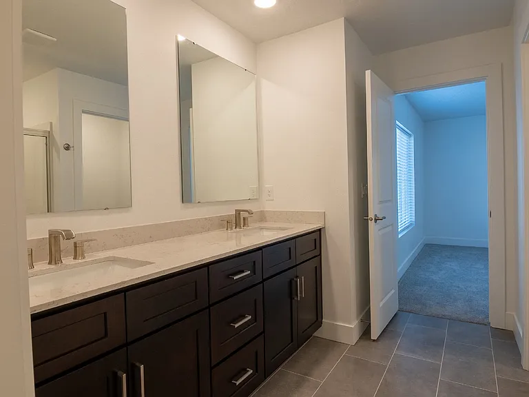 8238 W Fern St — Photo 31