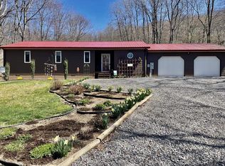 1653 Collins Rd, Bruceton Mills, WV 26525