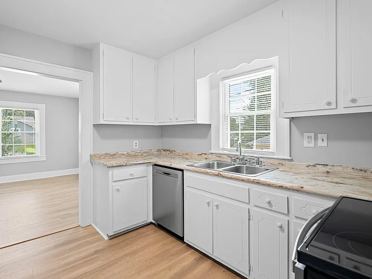 206 Woodale Dr — Photo 7