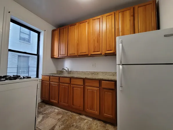 21-67 33rd Street image 1 of 5