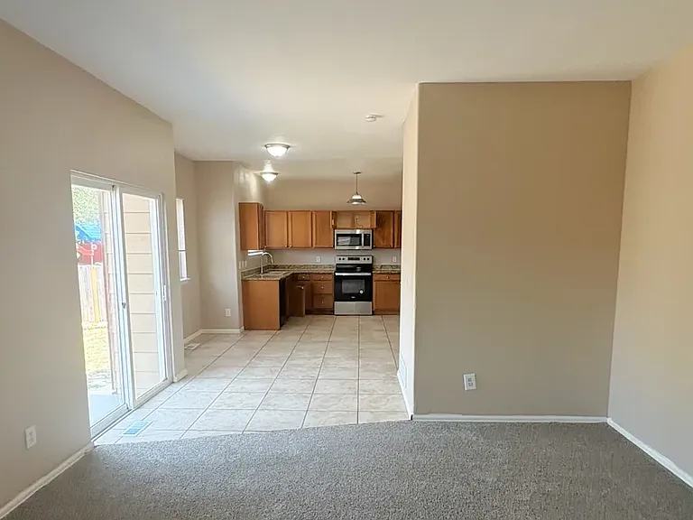 9822 Kenton Cir — Photo 13