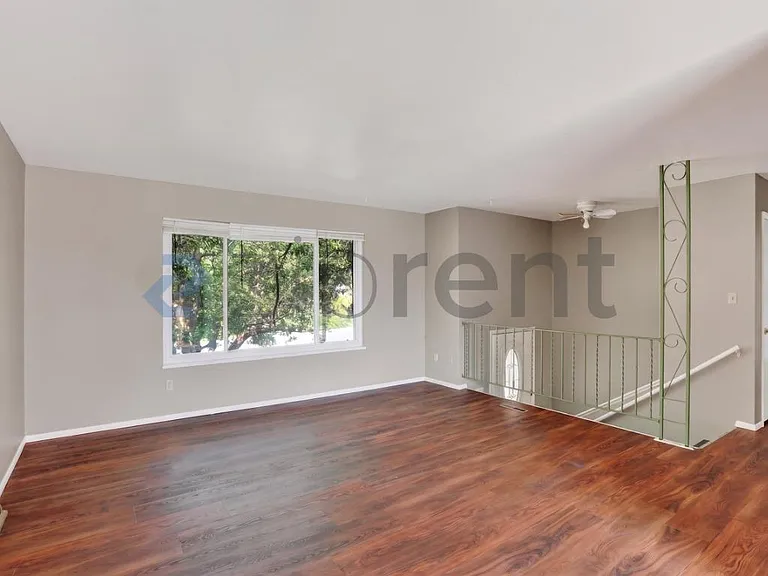 1804 S Whitcomb St — Photo 7
