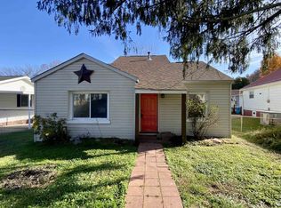 201 McComas Ave, Barboursville, WV 25504