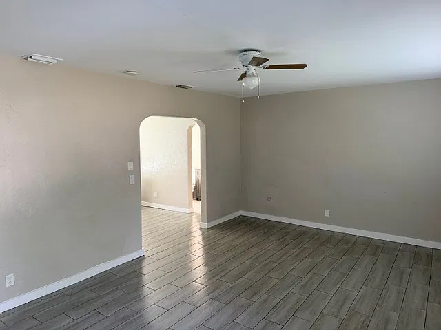 3 bed, 1300 sqft, $2,650 — Photo 3