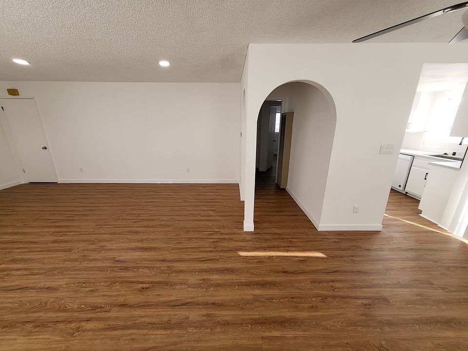 1st image of 2404 S Cabrillo Ave APT C