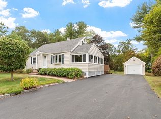 31 Marie St, Tewksbury, MA 01876