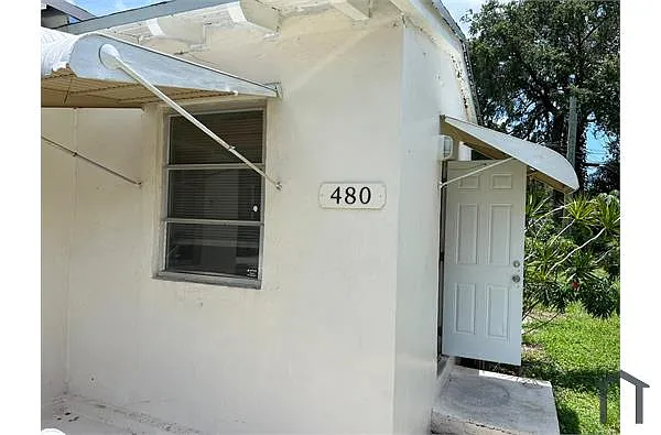 Building Photo - 480 NE 162nd St #480