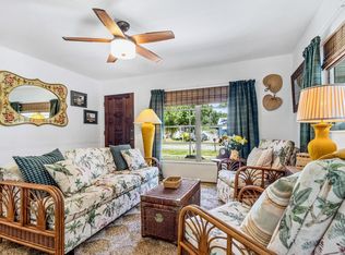1437 53rd St S, Gulfport, FL 33707