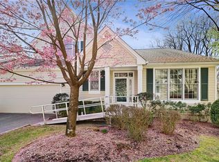 103 Creekside Rd, Mount Kisco, NY 10549