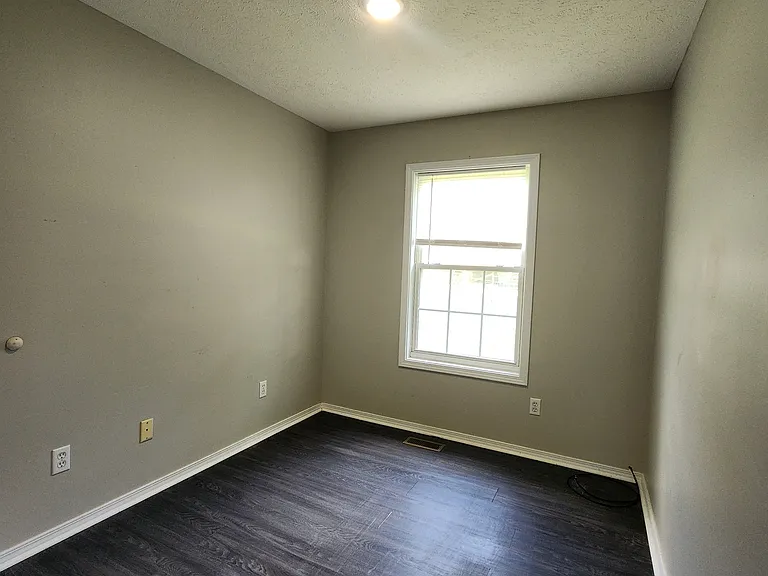 1325 Virginia Ave — Photo 17