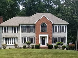 6 Moccasin Path, Atkinson, NH 03811