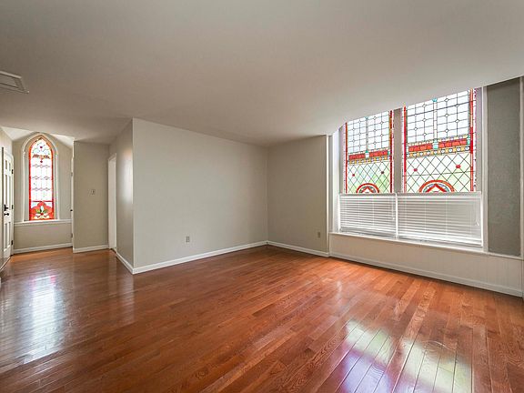 3rd image of 1500 Center St #2
