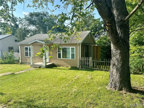 1116 N Missouri St, Potosi, MO 63664