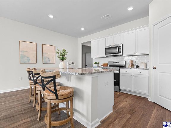 4th image of 3305 Tulip Tree Ln