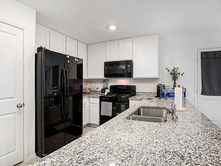 3624 Bluebird Ln — Photo 14